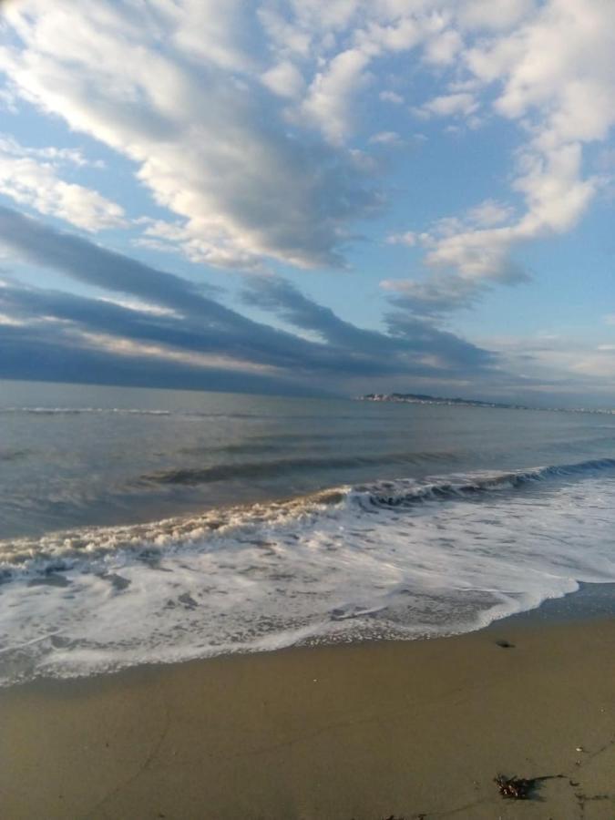 Hotel Moris Durrës Eksteriør billede