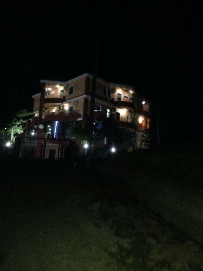 Hotel Moris Durrës Eksteriør billede