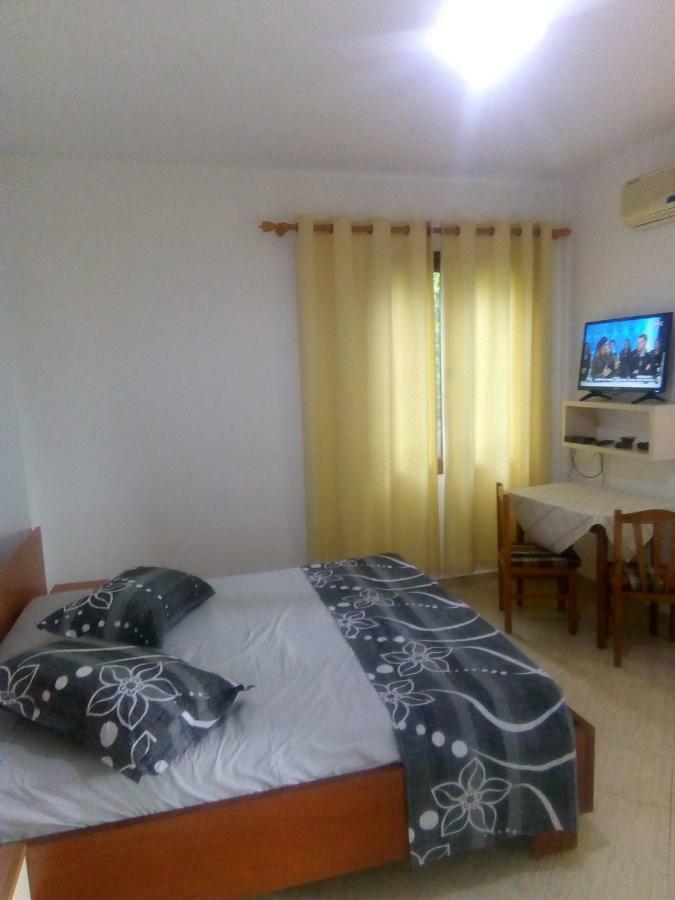 Hotel Moris Durrës Eksteriør billede