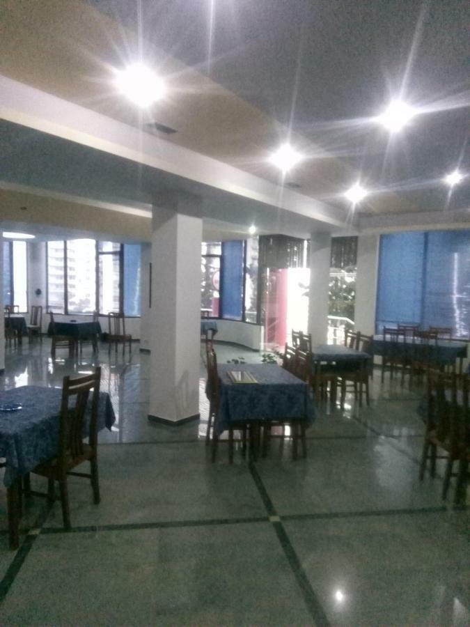 Hotel Moris Durrës Eksteriør billede